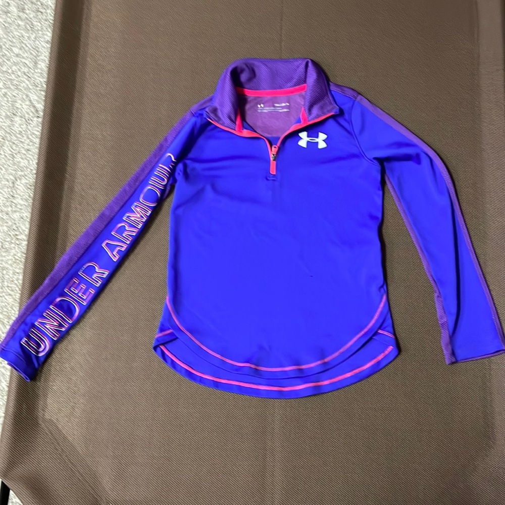 Youth Medium Under Armour Pullover
